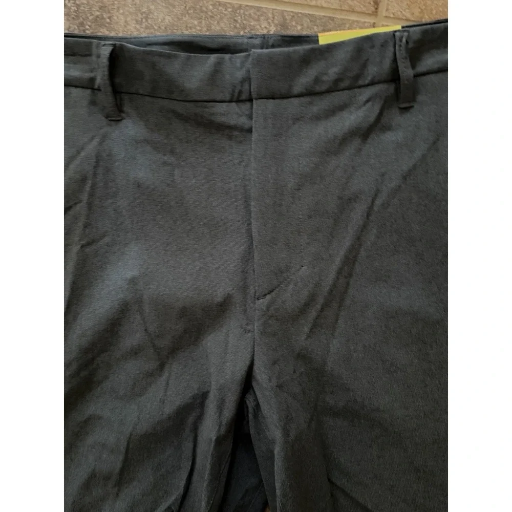 All in Motion Men's Gray Golf Cargo Shorts UPF 50+ Inseam 8